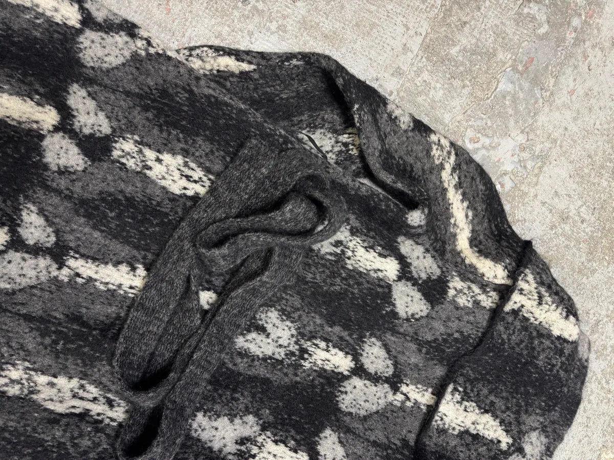 2000s Roberto Cavalli Long Mohair Black & White Contemporary Coat (XL) IOuXZnH 10