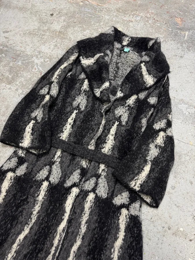 2000s Roberto Cavalli Long Mohair Black & White Contemporary Coat (XL) IOuXZnH 3