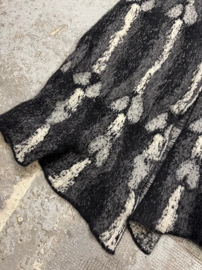 2000s Roberto Cavalli Long Mohair Black & White Contemporary Coat (XL) IOuXZnH 5