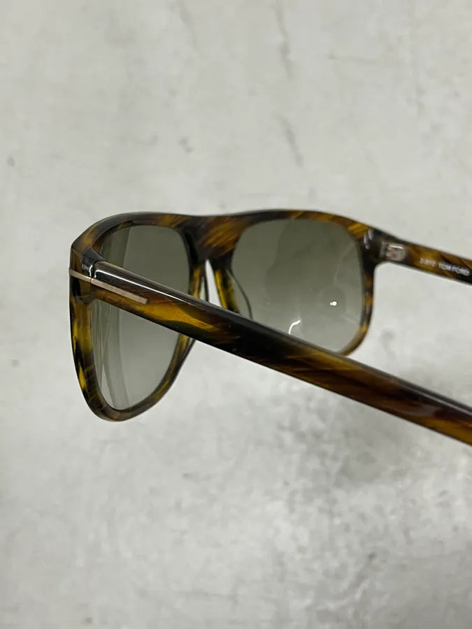 2000s Tom Ford Tortoiseshell Sunglasses VlwpRMb 7