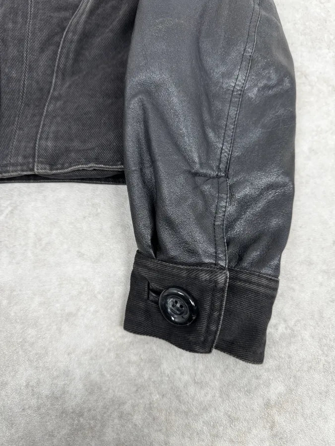 2000s Versace Buttoned Hybrid Denim & Leather Jacket KoCwjnl 8