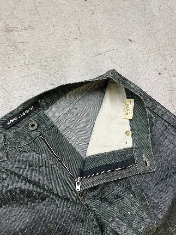2000s Versace Crocodile Effect Waxed Dark Grey Denim Jeans QgOHbMQ 10