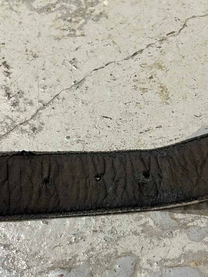 2000s Versace Golden Futuristic V Black Leather Belt qwdEjAN 6