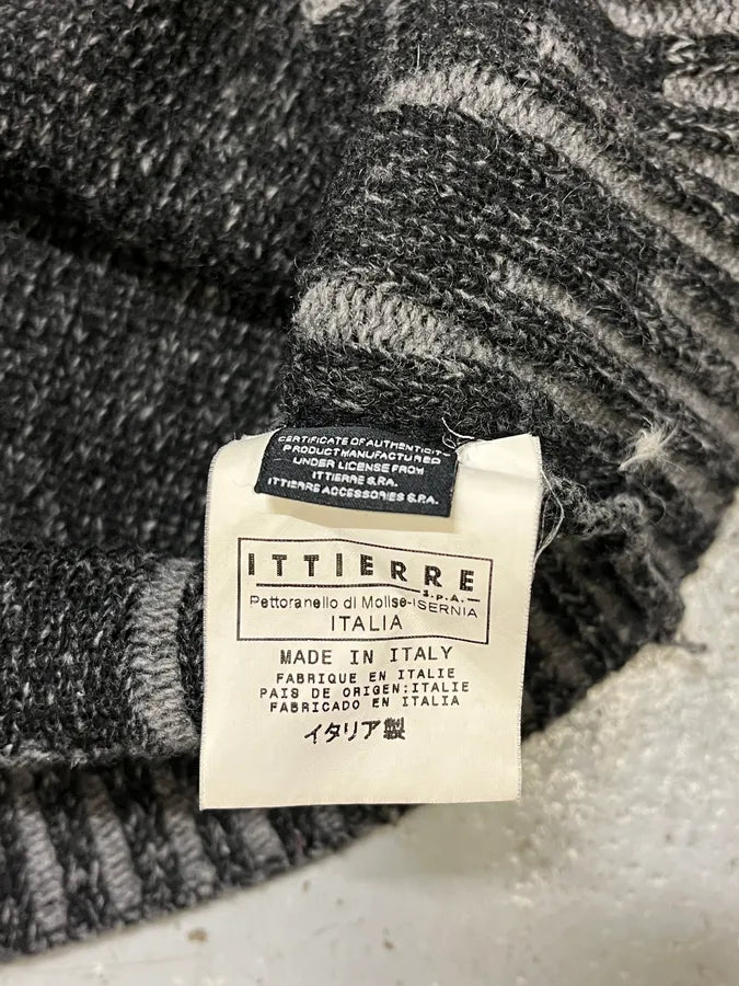 2000s Versace Grey Wool V-Neck Sweater ikrMQYf 6