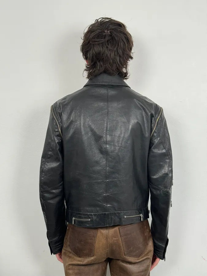 AW2003 Versace Multi Zip with Detachable Sleeves Black Leather Jacket uGUTGBw 4