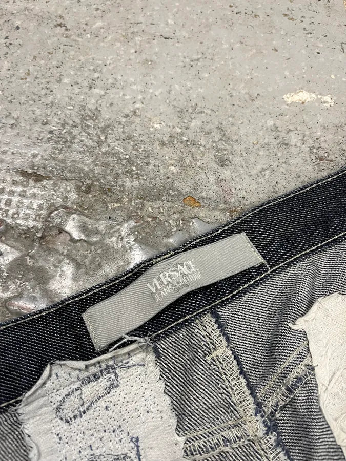 2000s Versace Navy Brut Distressed Patchwork Denim Jeans eSukTFs 11