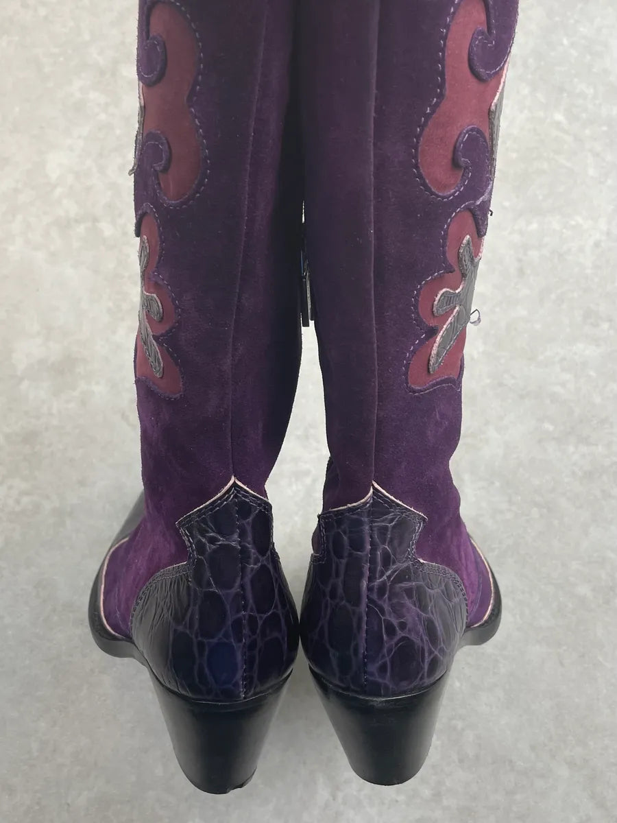 2000s Versace Purple Suede Crocodile Effect Embroidered Cowboy Boots NbkxGAS 4