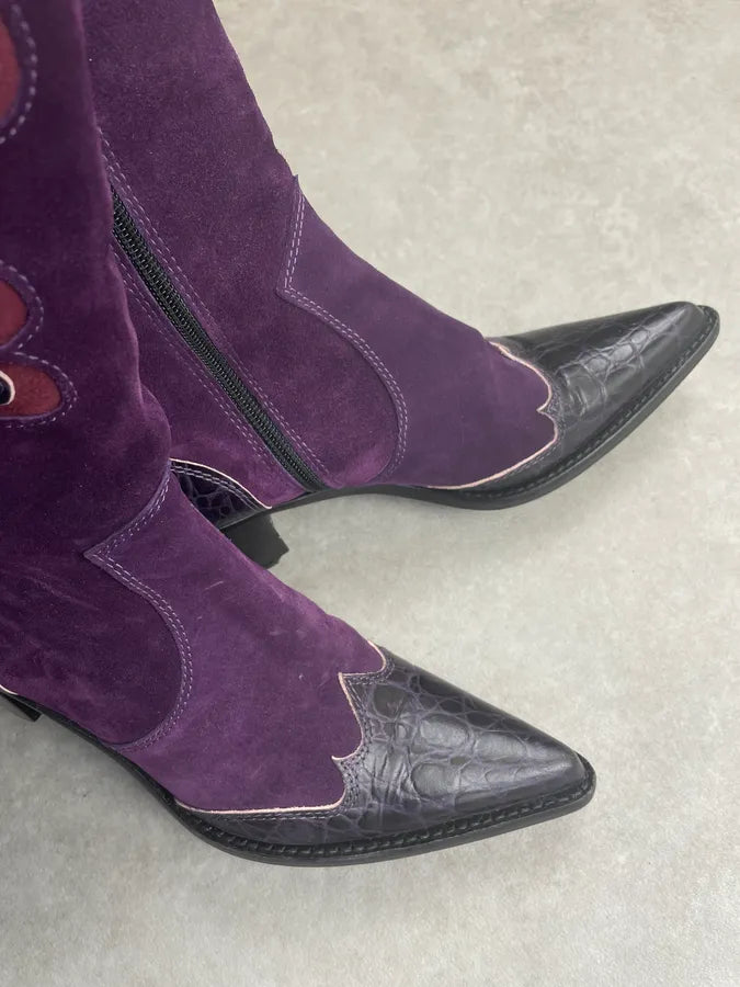 2000s Versace Purple Suede Crocodile Effect Embroidered Cowboy Boots NbkxGAS 6