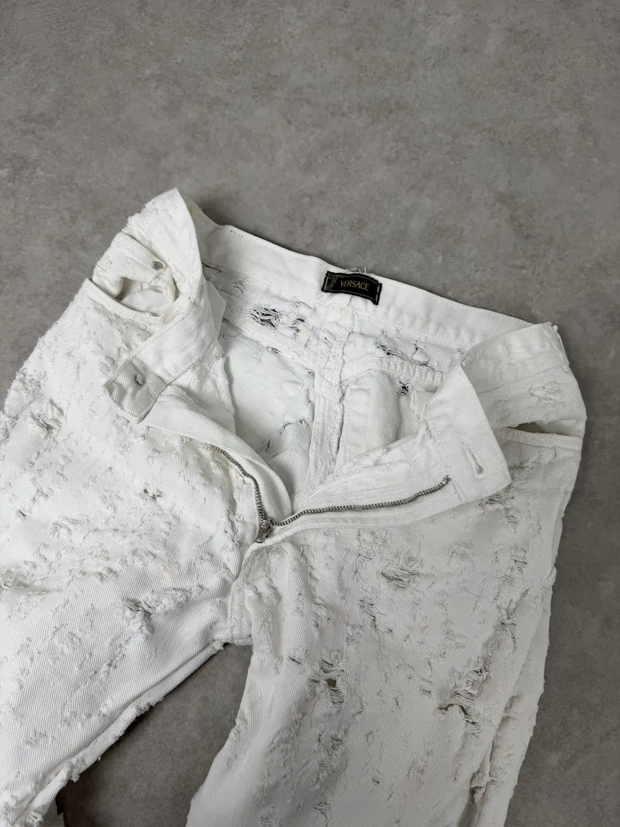 2000s Versace White Distressed Denim Jeans PBCAPvm 13