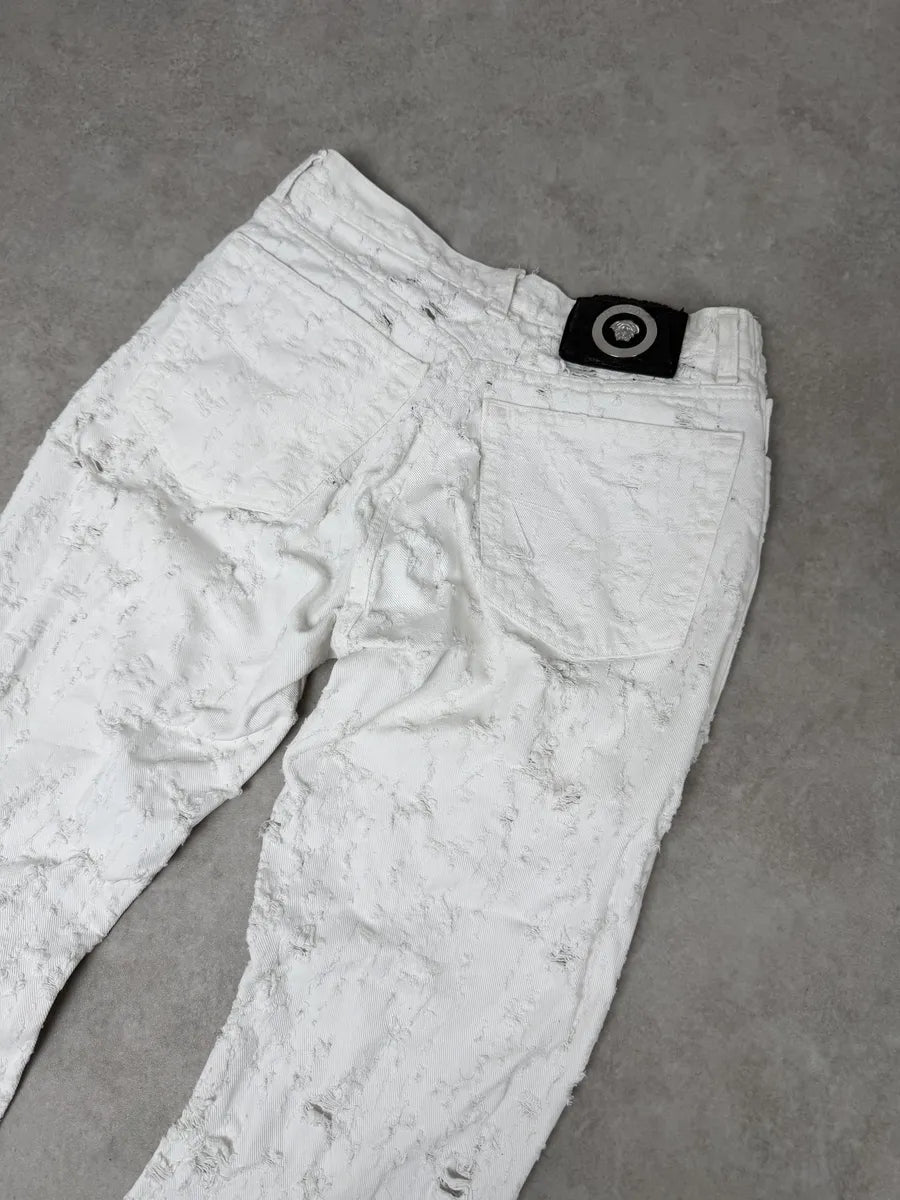 2000s Versace White Distressed Denim Jeans PBCAPvm 5