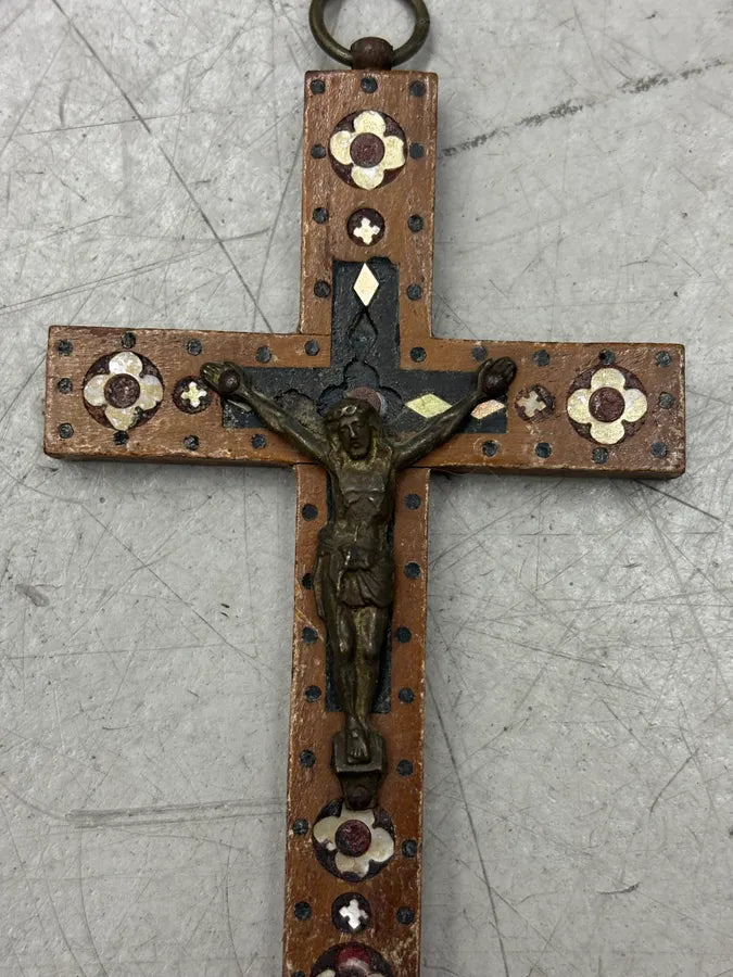 2000s Vintage Jesus Cross Pendant  HQBgISC 4