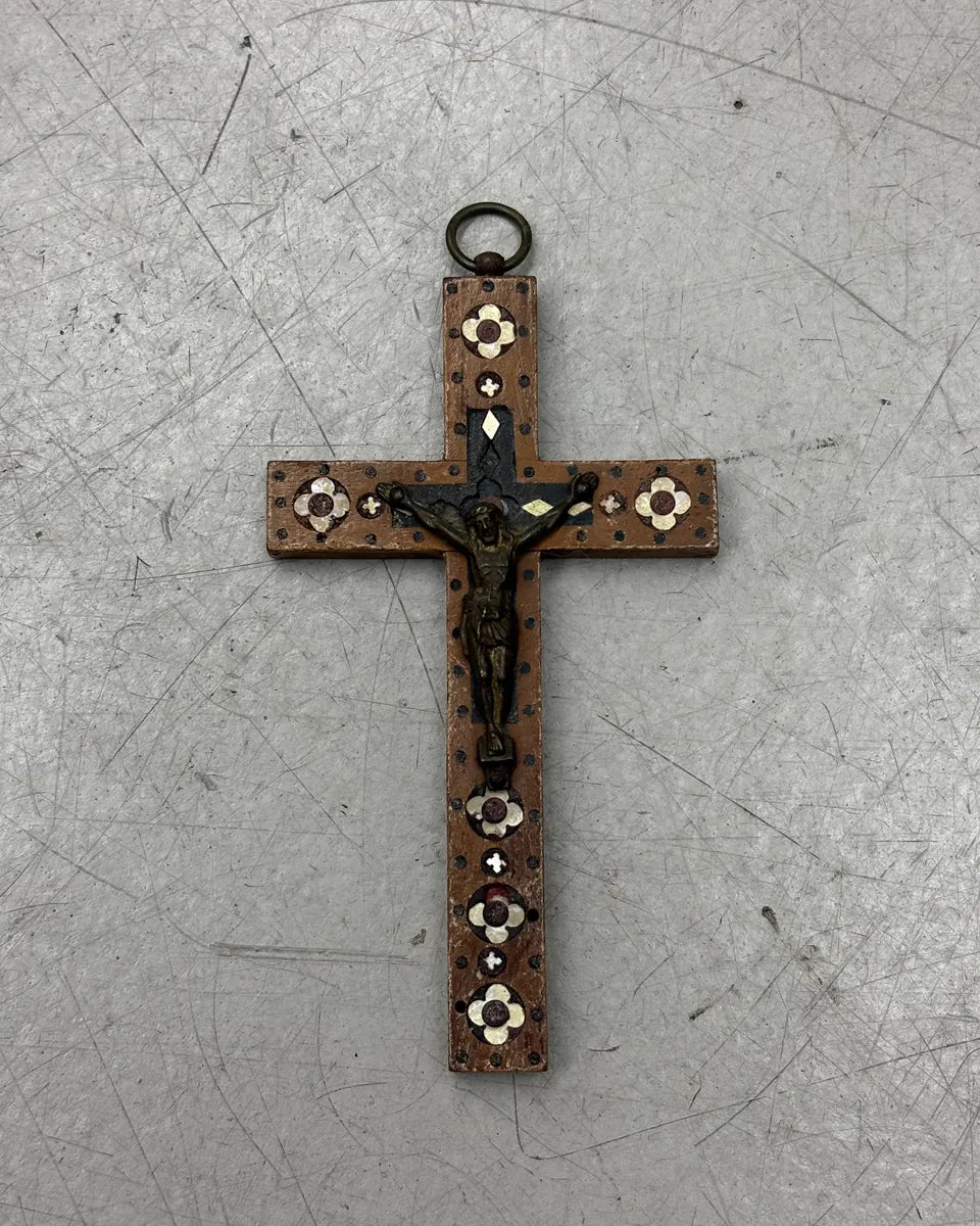 2000s Vintage Jesus Cross Pendant  HQBgISC 0