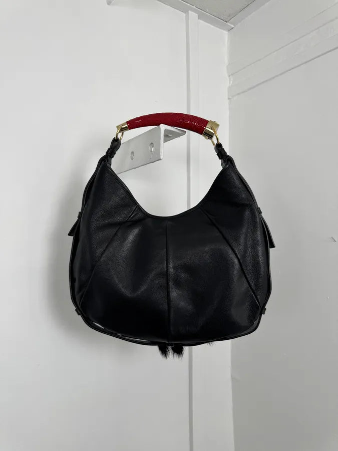 2000s Yves Saint Laurent Black Leather Mombasa Red Carved Handle Hobo Bag by Tom Ford akqzvpv 8