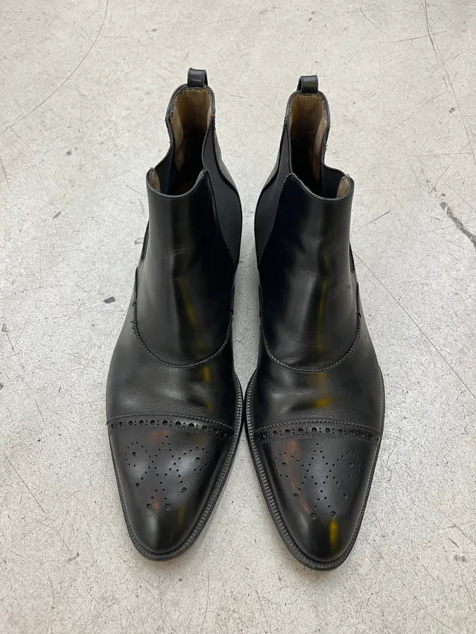2000s Yves Saint Laurent Black Leather Perforated Chelsea Boots wpnwzFi 4
