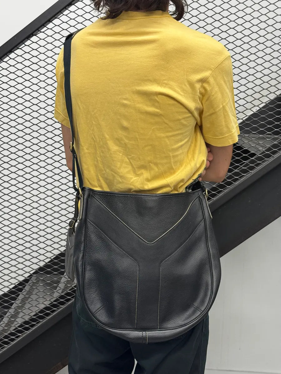 2000s Yves Saint Laurent Black Leather Y-Logo Shoulder Bag ZEyAwFy 1