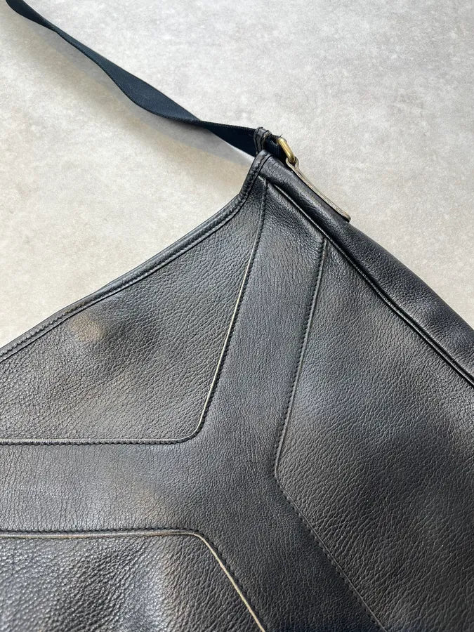 2000s Yves Saint Laurent Black Leather Y-Logo Shoulder Bag ZEyAwFy 4