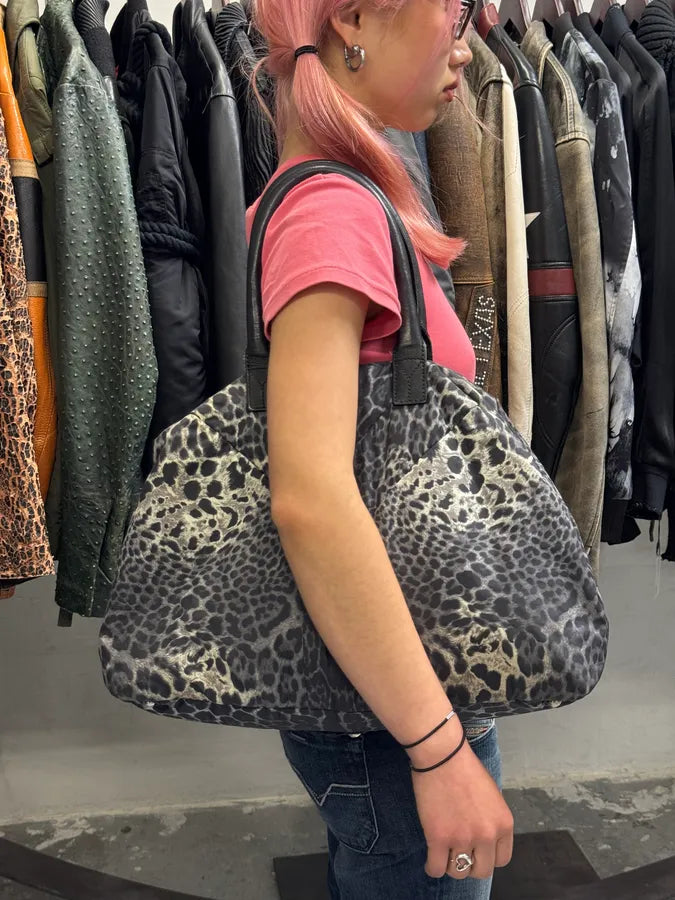 2000s Yves Saint Laurent Easy Nylon Leopard Print Handle Bag ViCYozb 3