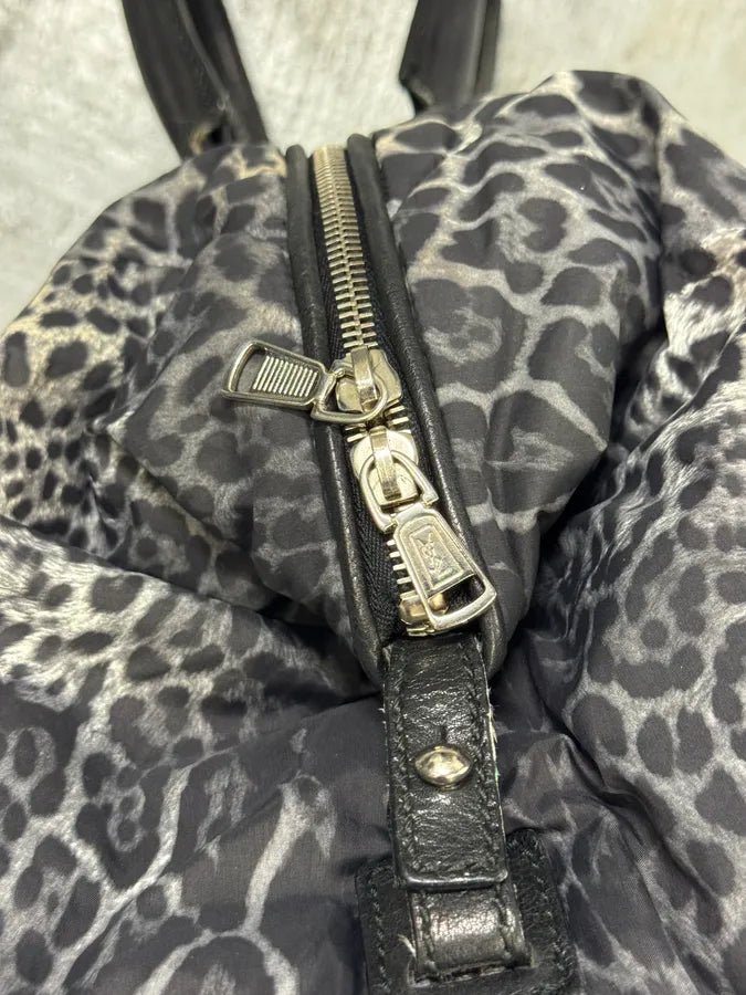 2000s Yves Saint Laurent Easy Nylon Leopard Print Handle Bag ViCYozb 7