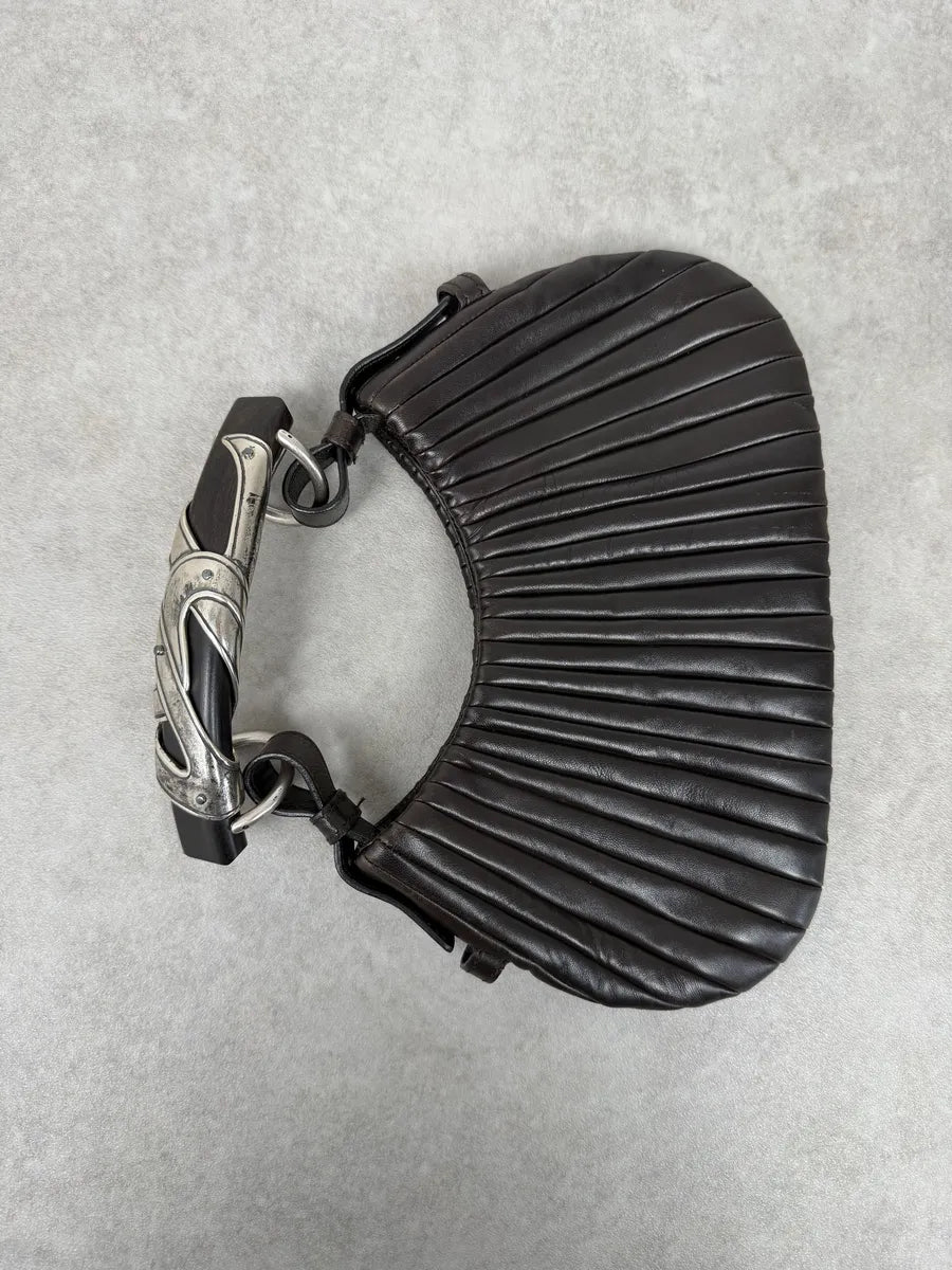 2000s Yves Saint Laurent Mombasa Pleats Black Leather Handle Bag iwJdwNy 2