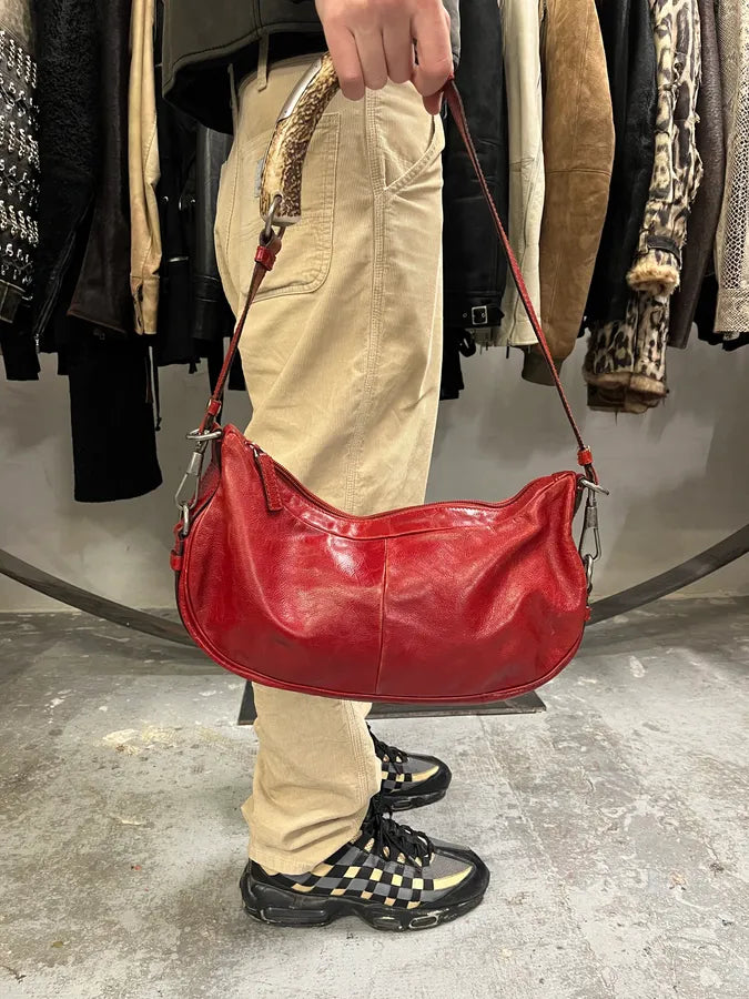 2000s Yves Saint Laurent Tom Ford Mombasa Red Leather Organic Horn Shoulder Bag OZEOlGX 1