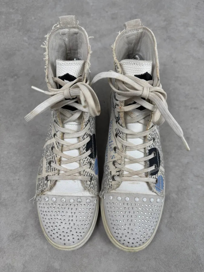 2004 John Galliano White Canvas Newspaper Studded High Sneakers lxMQfOy 3