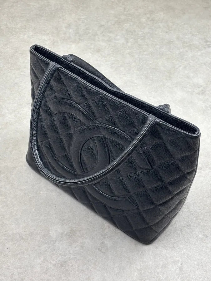 2005 Chanel Medaillon Black Leather Tote Bag  XbNuXto 17