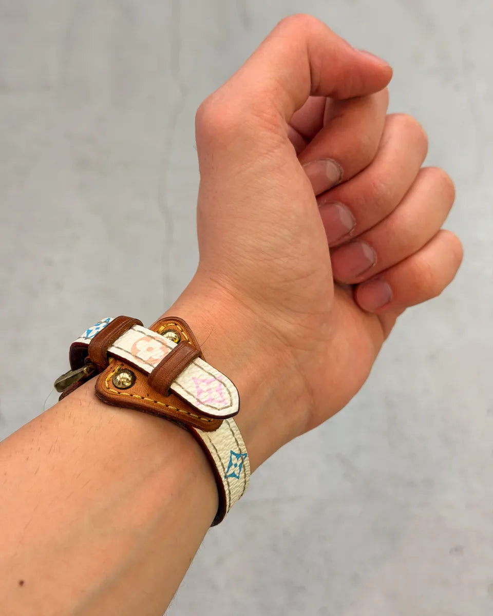 2005 Louis Vuitton White Leather Murakami Bracelet HDDolVu 2