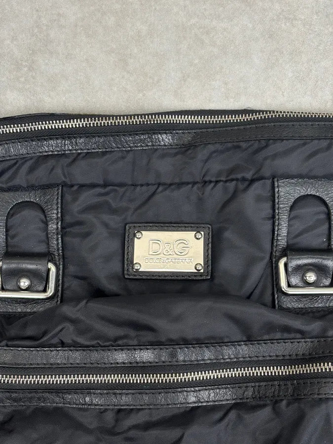 2010s Dolce & Gabbana Black Nylon Multi-Pocket Shoulder Bag cJoiozU 5