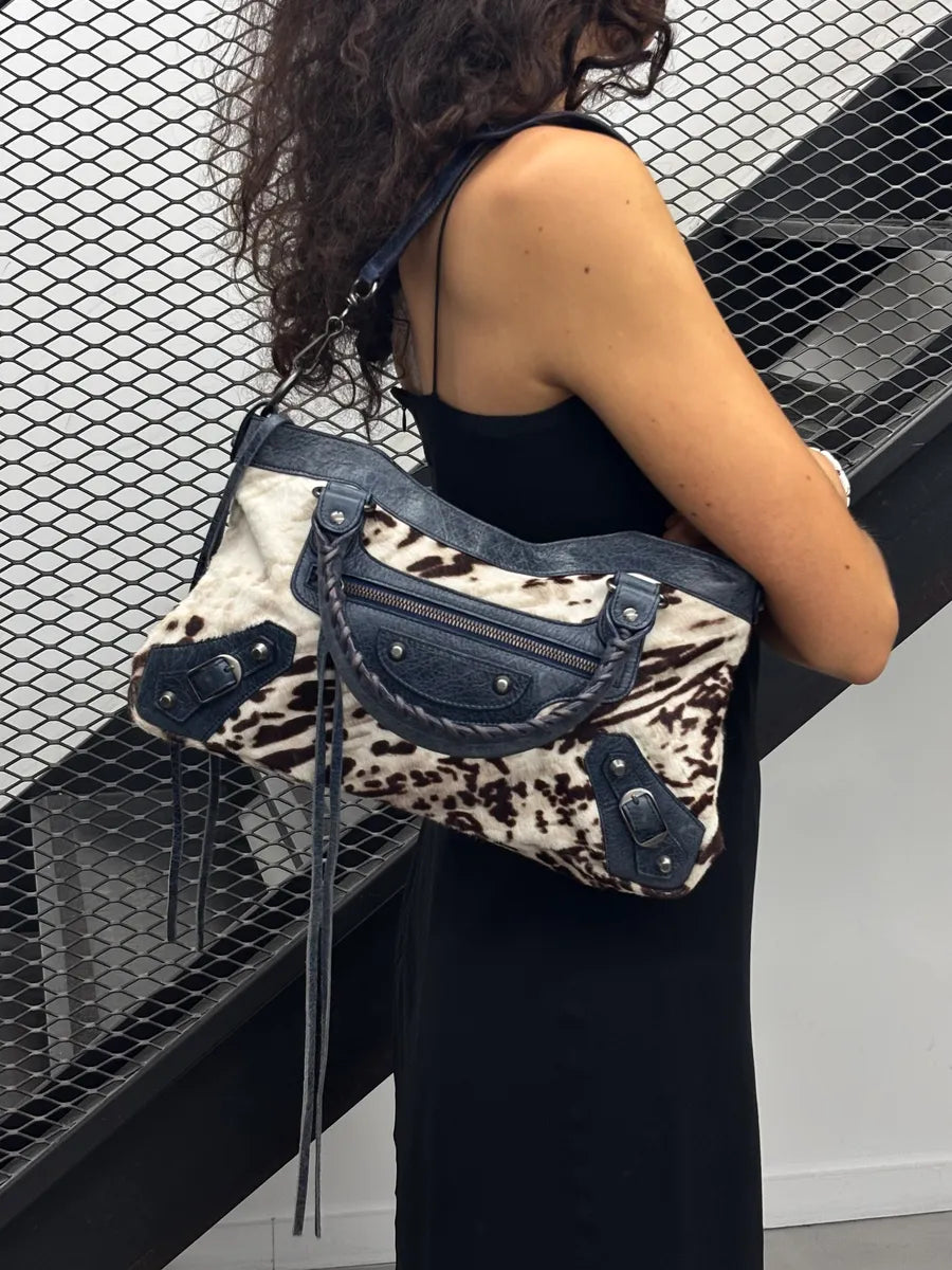 2010s Balenciaga City Cow Pony Hair Navy Leather Bag kEuneDV 2
