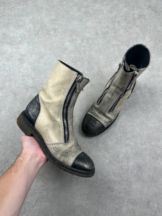 2010s Chanel Beige Metallic Suede Zip Biker Boots cDPqJYx 0