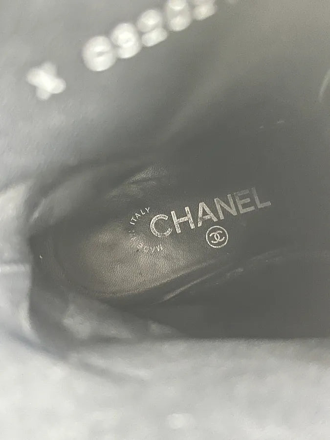 2010s Chanel Beige Metallic Suede Zip Biker Boots cDPqJYx 10