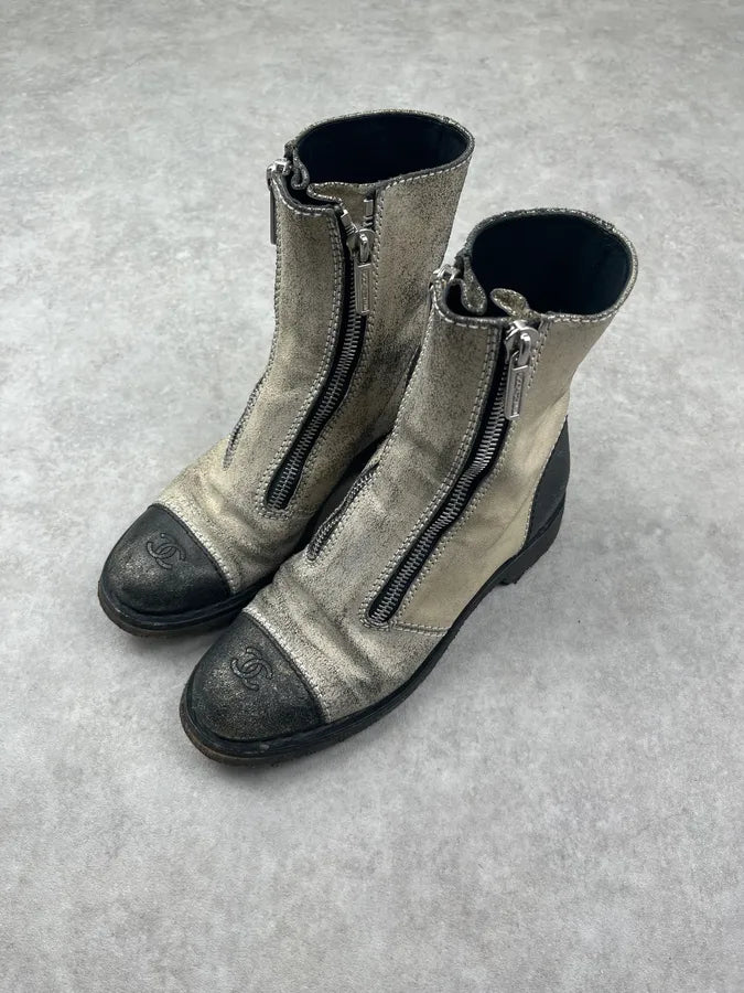 2010s Chanel Beige Metallic Suede Zip Biker Boots cDPqJYx 2