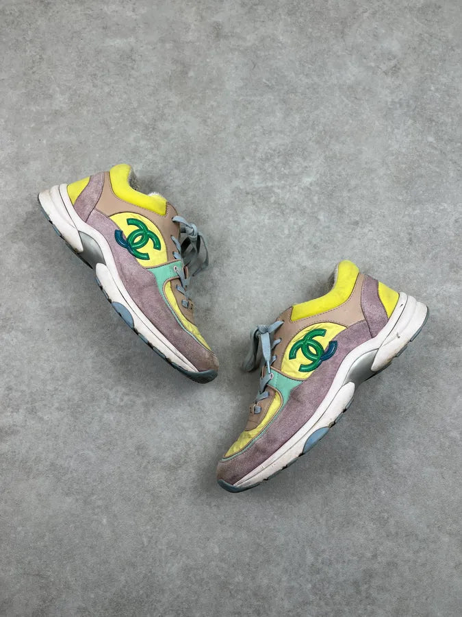 2010s Chanel Yellow CC Runner Sneakers wdYjttA 3