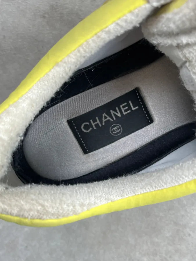 2010s Chanel Yellow CC Runner Sneakers wdYjttA 8