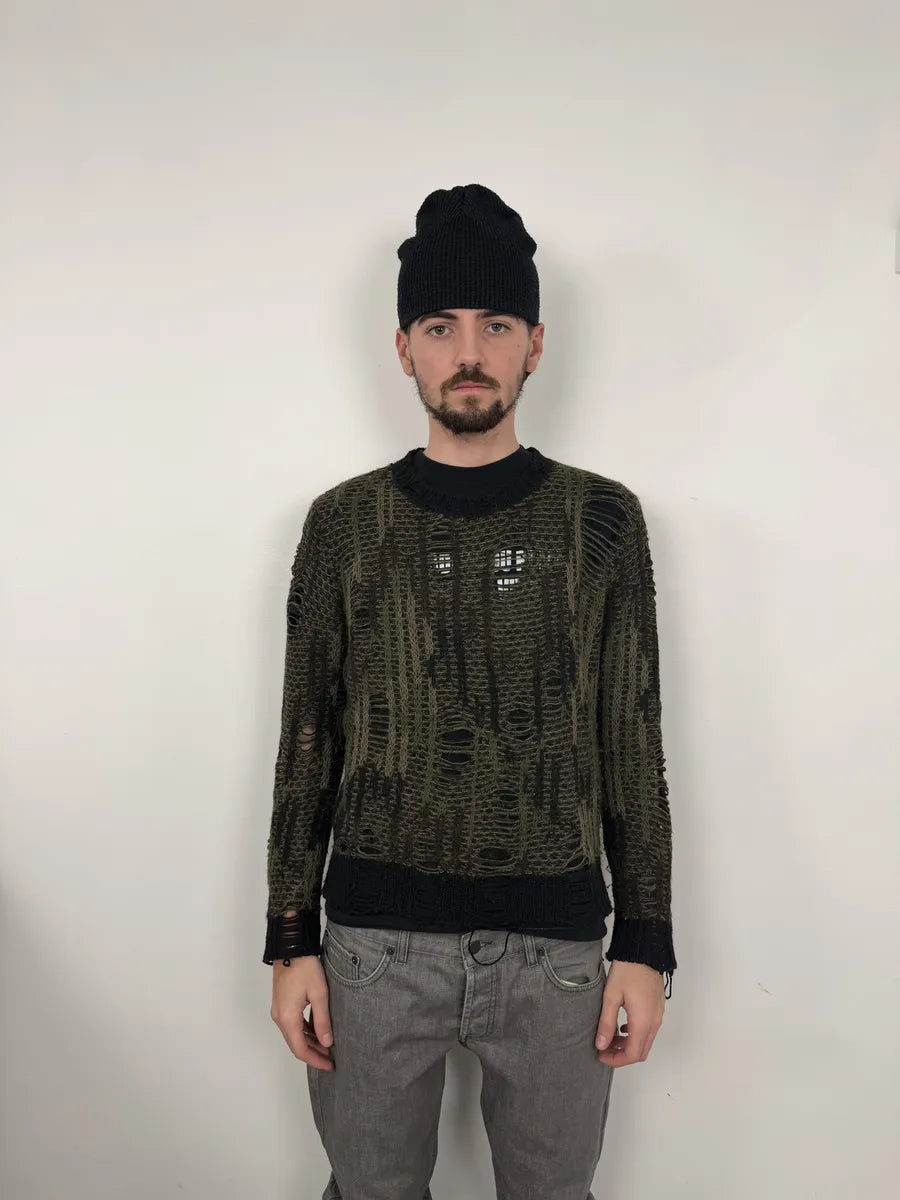 2010s Diesel Camo Green & Black Experimental Destroyed Sweater cjVueBZ 2