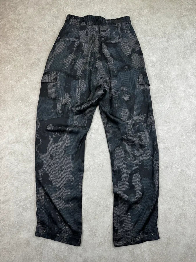 2010s Diesel Dark Grey Modern Camo Light Pants sboNDau 1