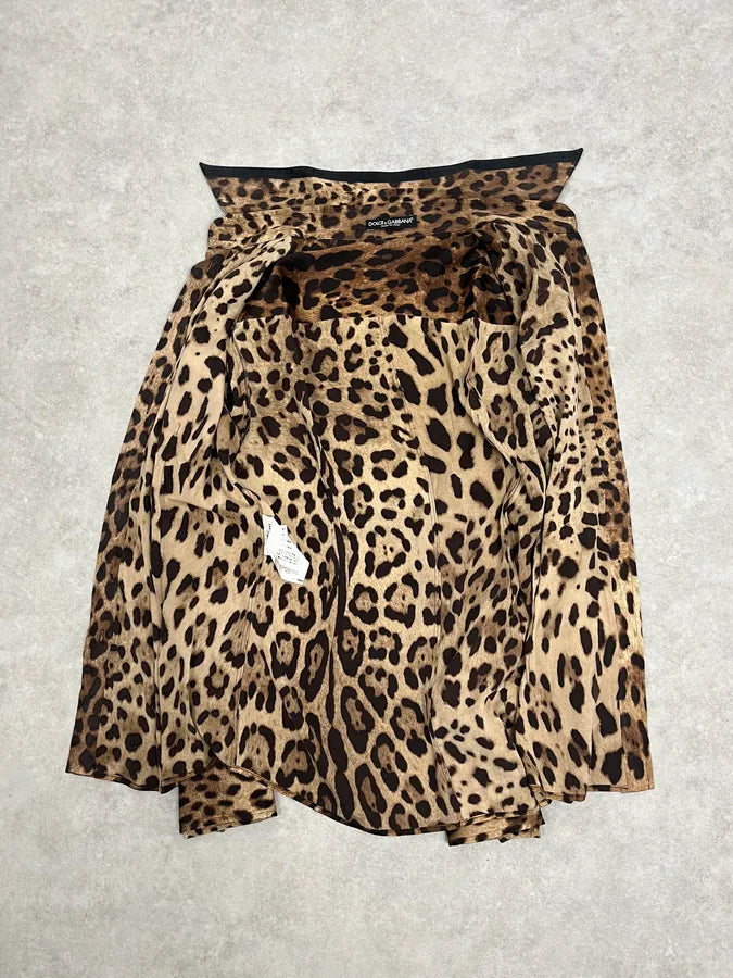 2010s Dolce & Gabbana Beige Leopard Print Silk Shirt FSTPBwE 5