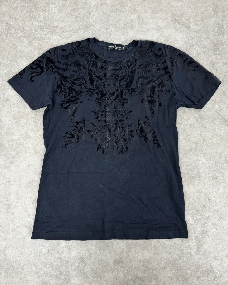 2010s Dolce & Gabbana Black Velvet Ornament T-Shirt VPAdGpp 0