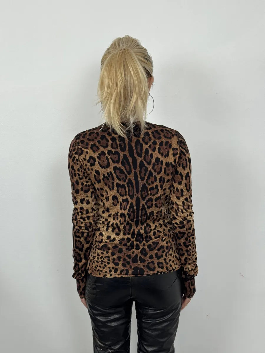 2010s Dolce & Gabbana Leopard Print V Neck Wool Sweater CDhYdoA 3