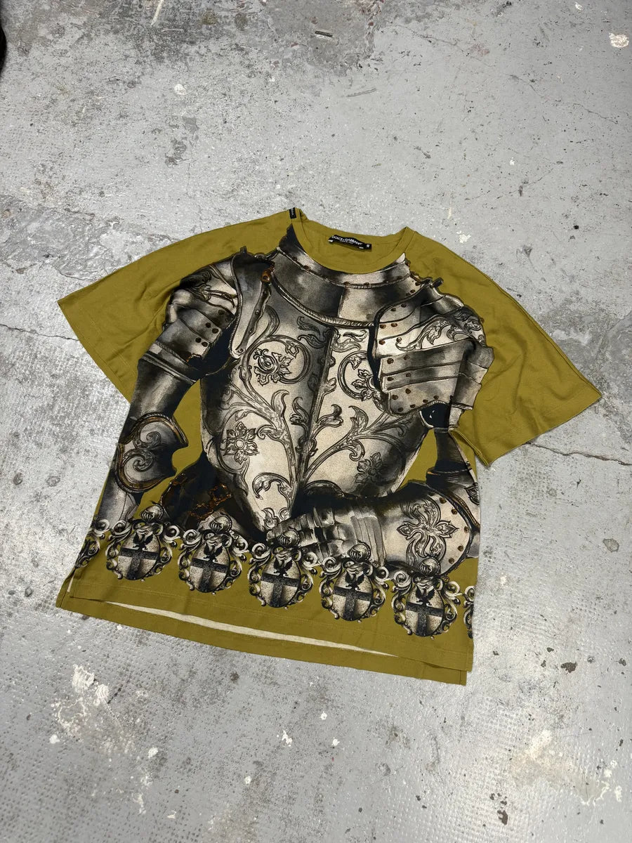 2010s Dolce & Gabbana Mustard Knight Armure T-Shirt exhFVoc 5