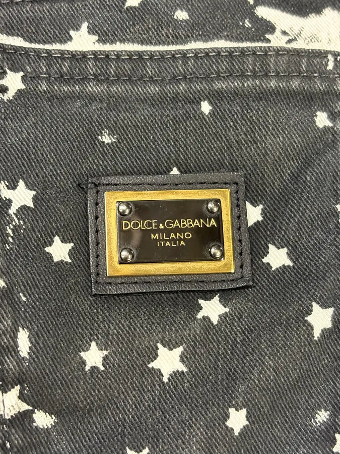 2010s Dolce & Gabbana Overprint Stars Black & White Skirt JFVNMDg 7
