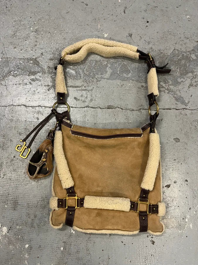 2010s Dolce & Gabbana Shearling Beige Shoulder Bag HSmhgvd 6