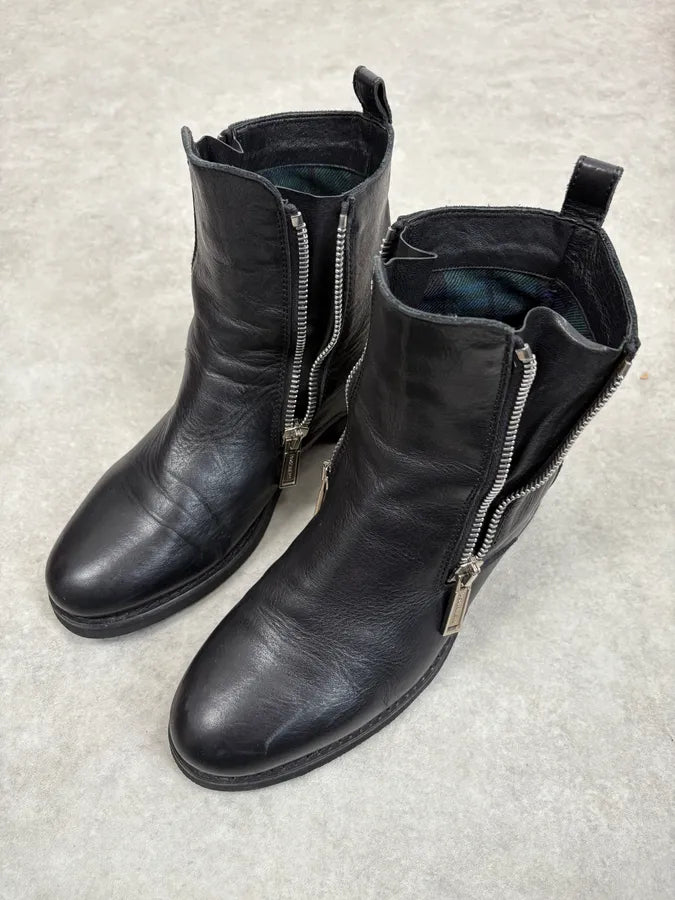 2010s Dsquared2 Black Side Zips Leather Boots wvervna 2