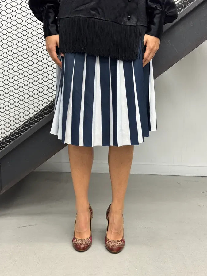 2010s Emporio Armani Navy & White Pleated Skirt OBgMTWi 0
