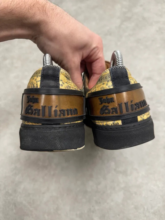 2010s Galliano Magazine Yellow & Black Leather Sneakers VRxFqut 5