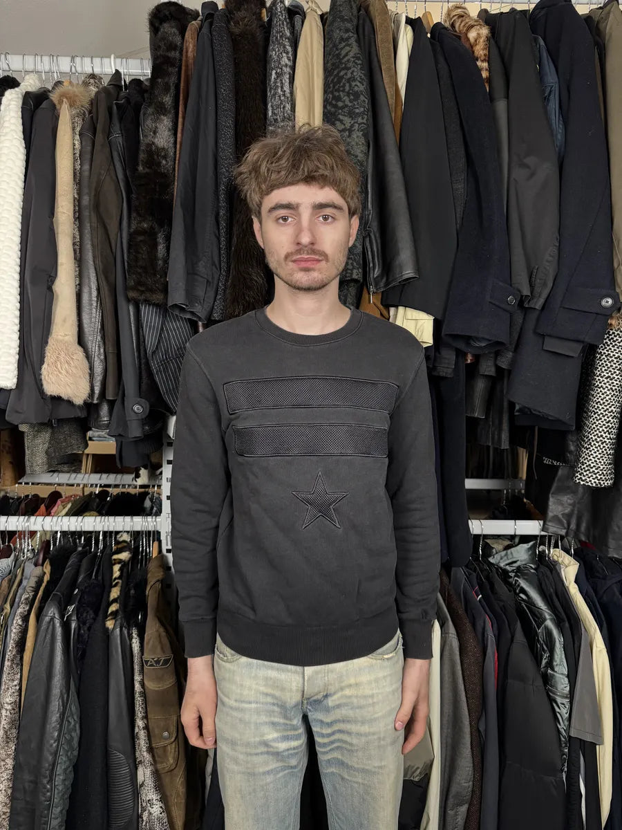 2010s Givenchy Lines Star Black Sweater by Riccardo Tisci ZhpKpdi 1