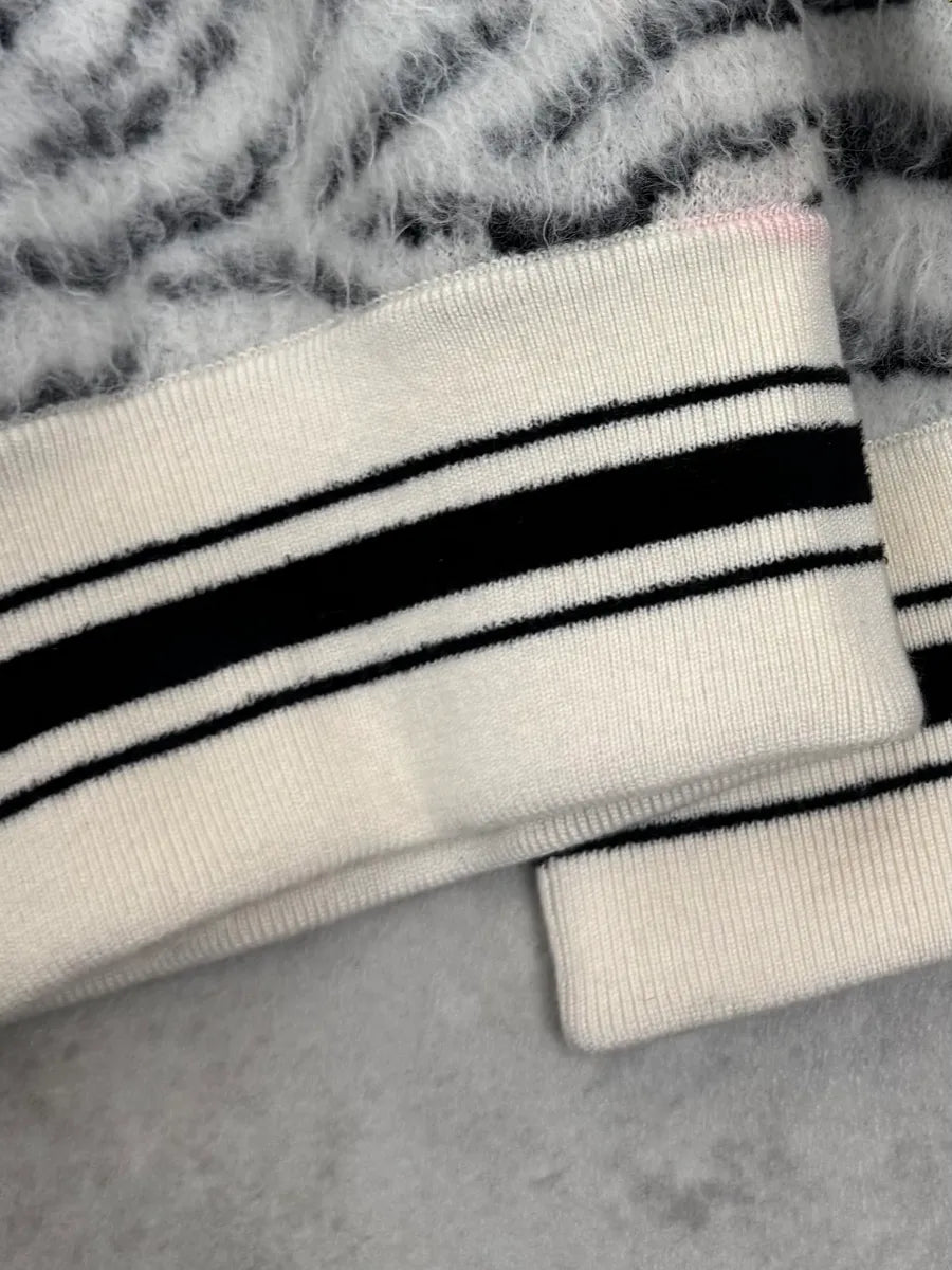 2010s Givenchy Zebra Mohair Teddy Jacket OpjcBVZ 13