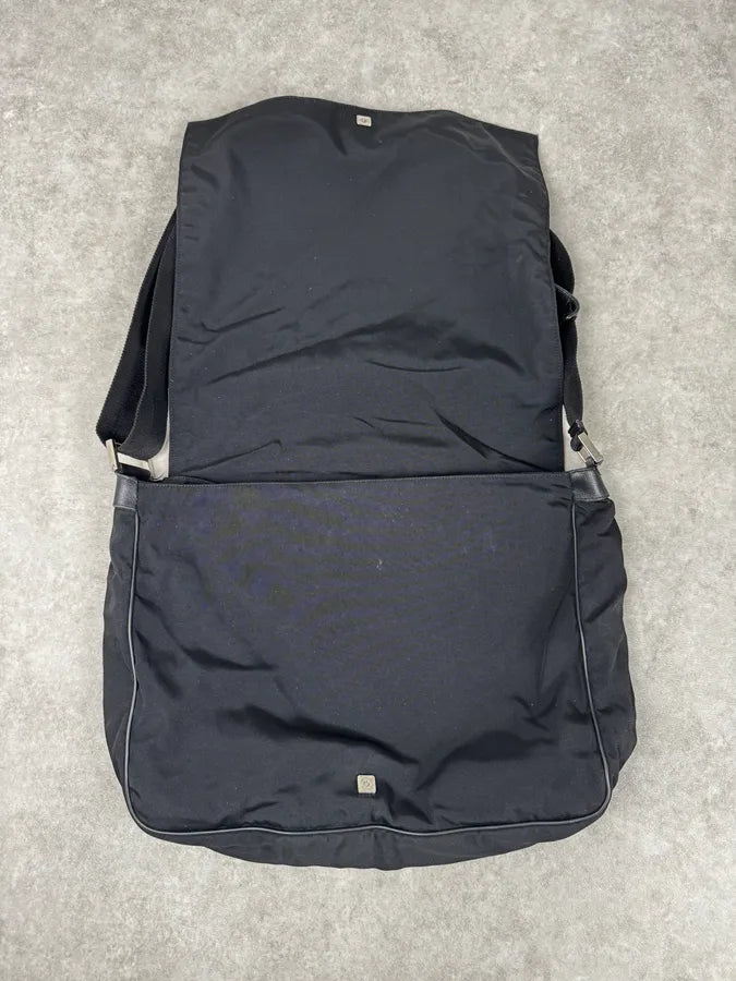 2010s Gucci Black Nylon Shoulder Bag nVpcuFM 3