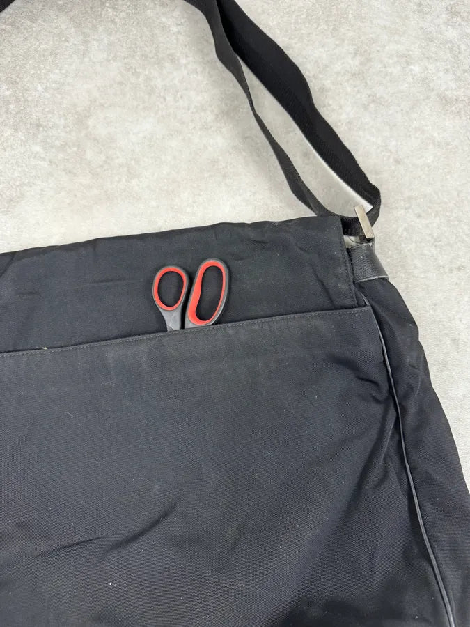 2010s Gucci Black Nylon Shoulder Bag nVpcuFM 7