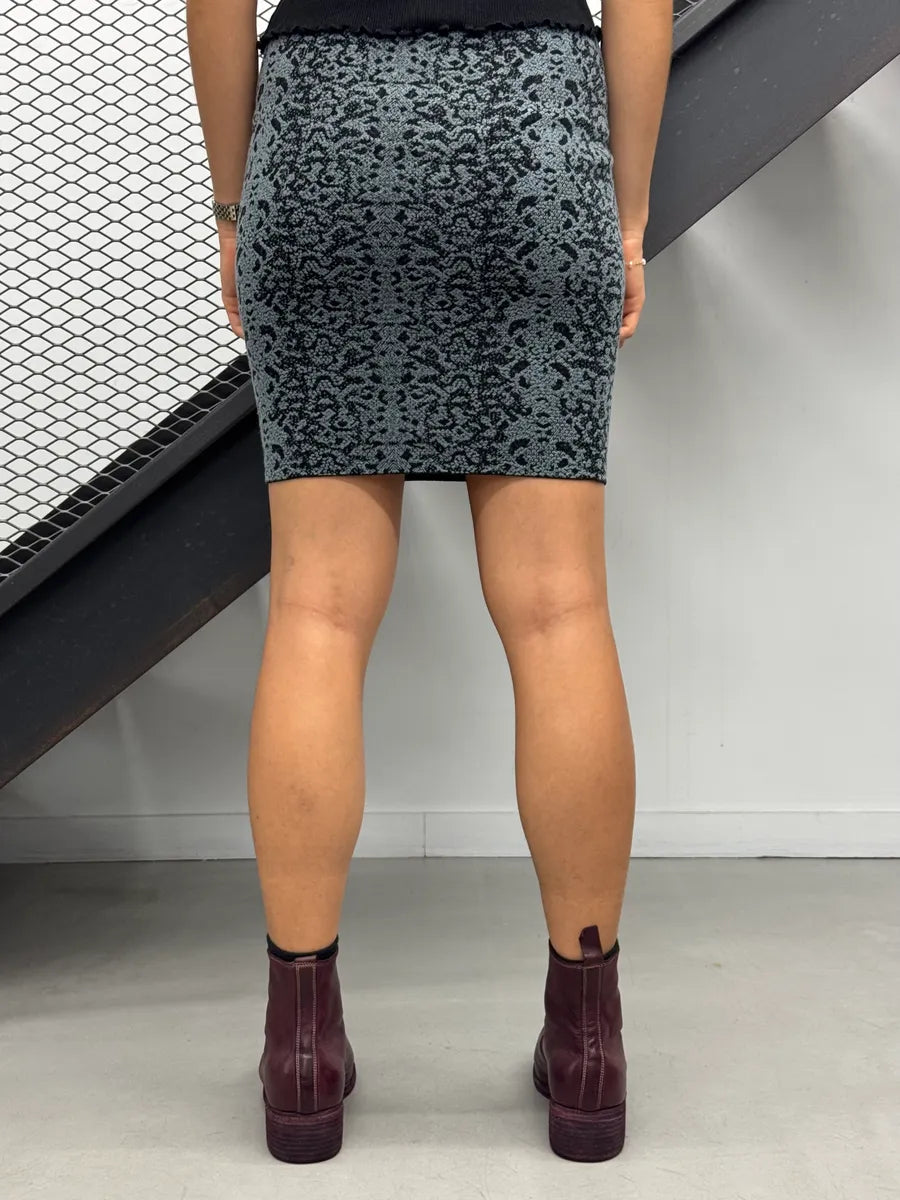 2010s Gucci Python Print Grey Wool Skirt by Frida Giannini IiUqDBe 3